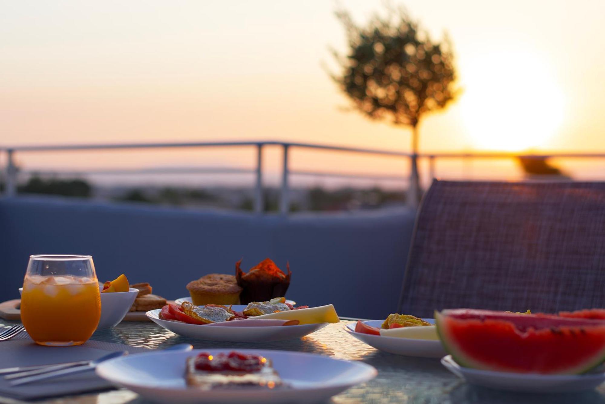 Kiriakos Apartment Каламата Экстерьер фото