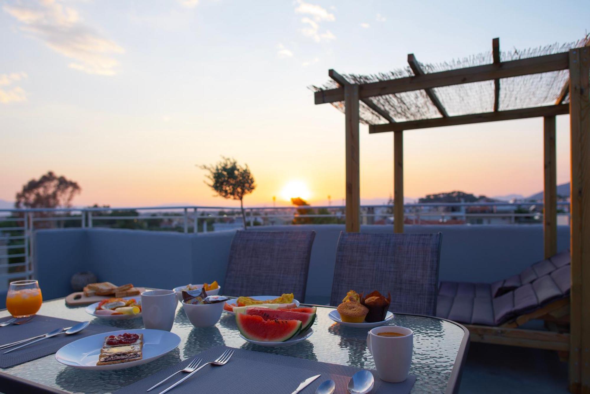 Kiriakos Apartment Каламата Экстерьер фото