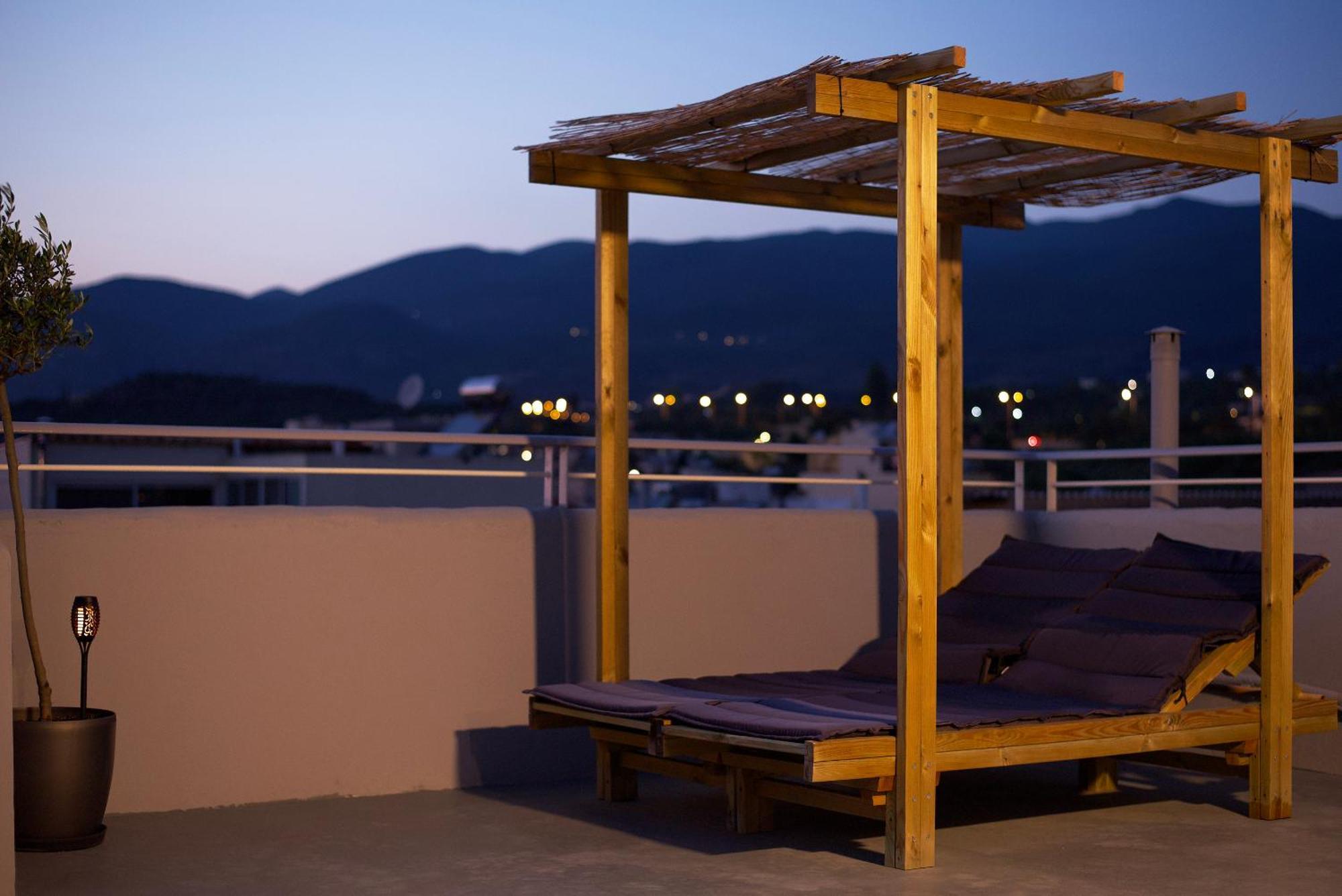 Kiriakos Apartment Каламата Экстерьер фото